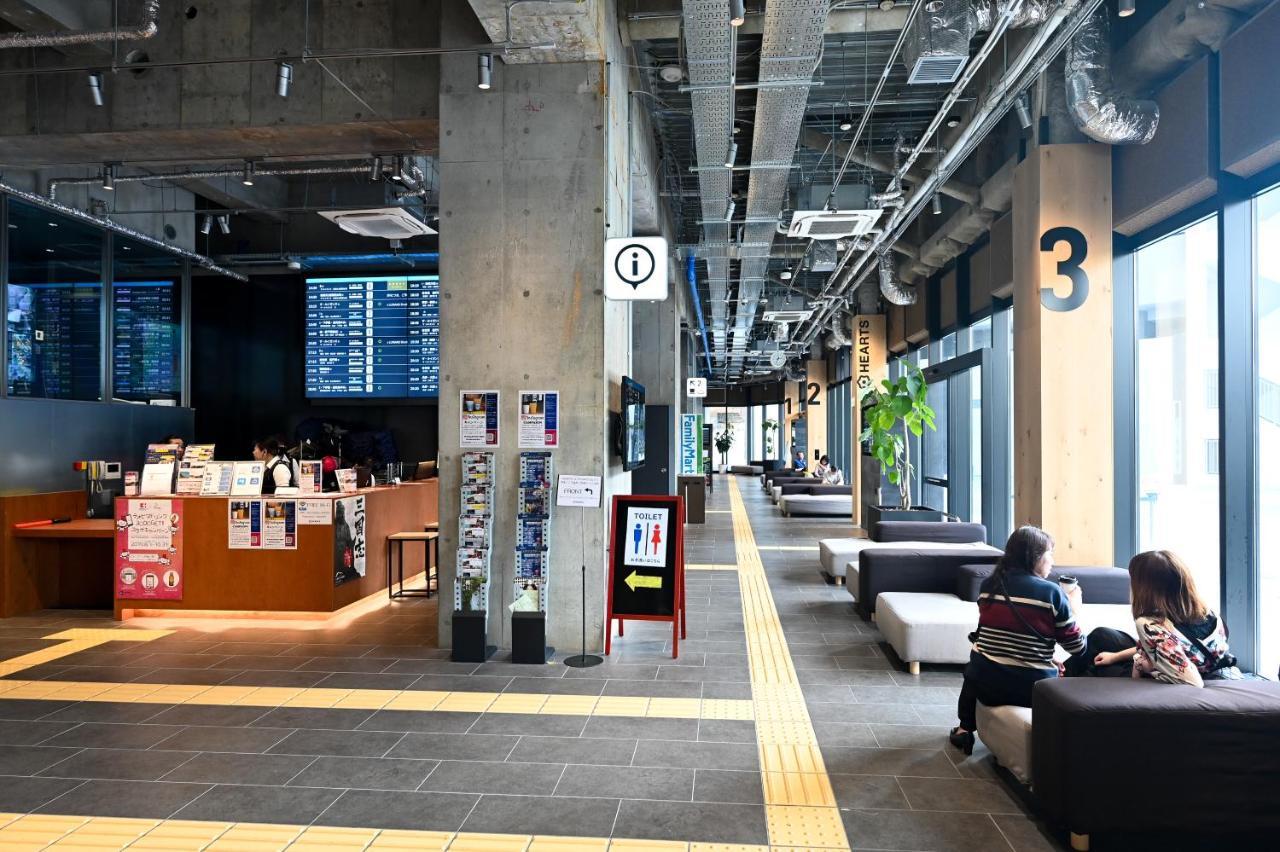 Hearts Capsule Hotel & Spa Hakata Fukuoka  Exterior foto