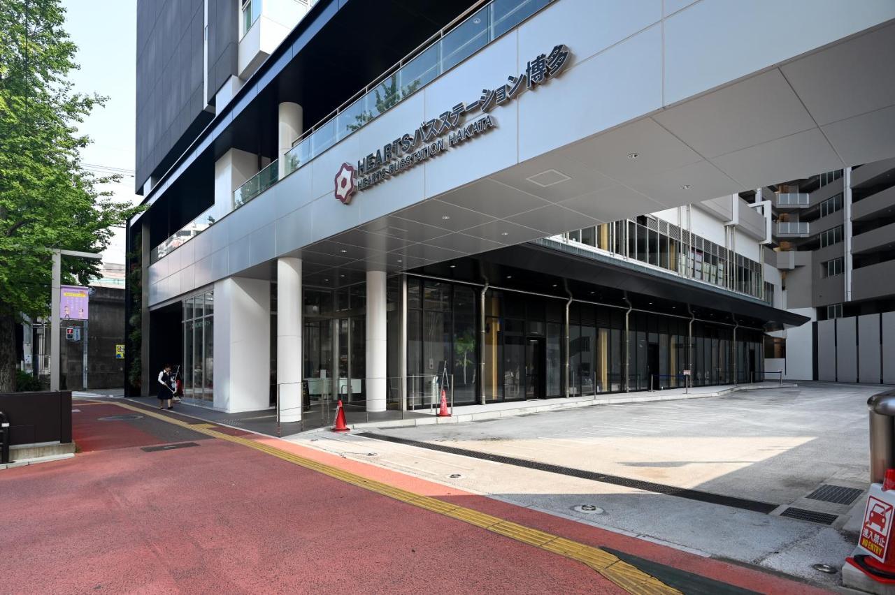 Hearts Capsule Hotel & Spa Hakata Fukuoka  Exterior foto